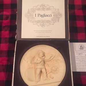 1982, Plate #5470, “I Pagliacci” Opera